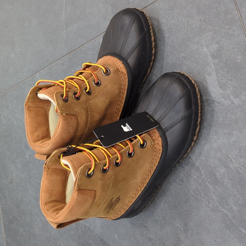 Sorel kids winter boots - size 3